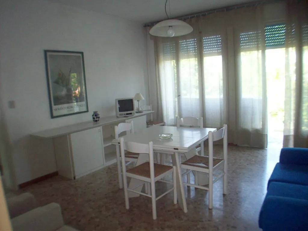 Apartment Casa Marialuigia - Appartamenti Solo Per Famiglie Lido di Jesolo Italy