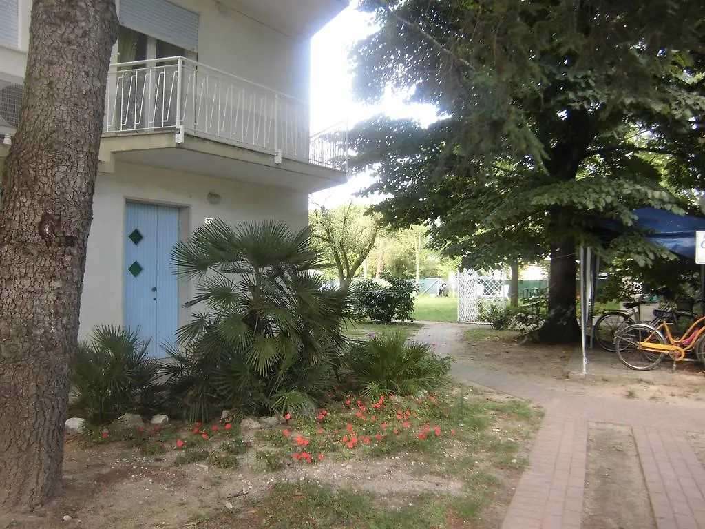 Apartment Casa Marialuigia - Appartamenti Solo Per Famiglie Lido di Jesolo Italy