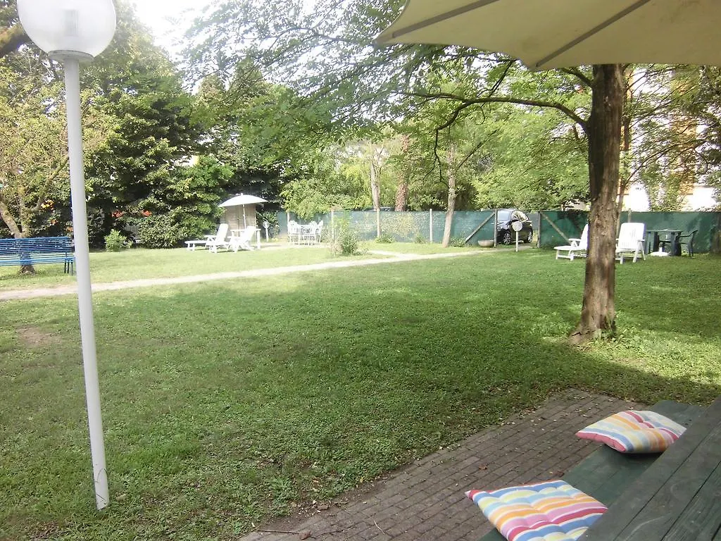 Apartment Casa Marialuigia - Appartamenti Solo Per Famiglie Lido di Jesolo